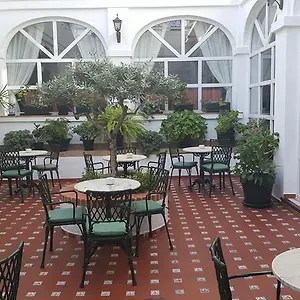 Olivos Hotell